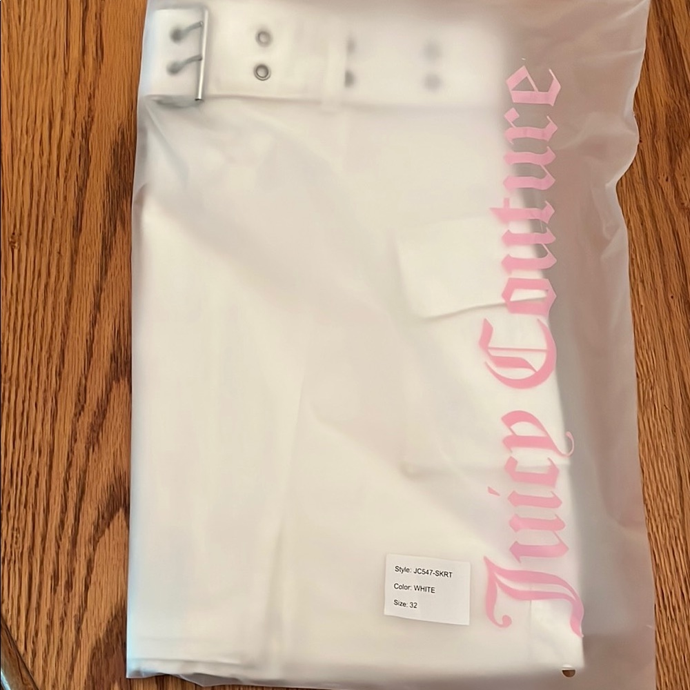 Juicy Couture White Cargo Mini Skirt Sz 32